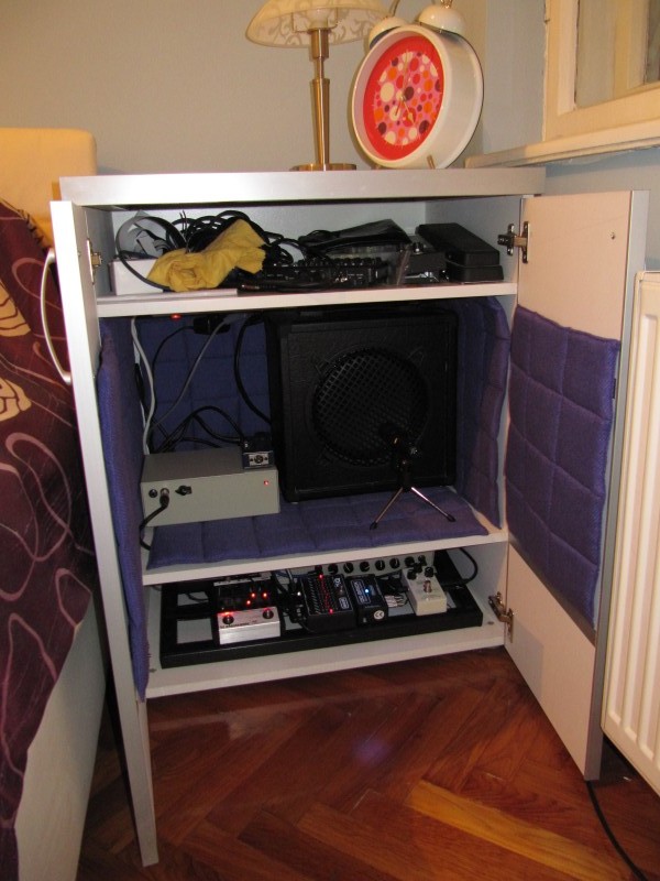 speaker isolation cabinet